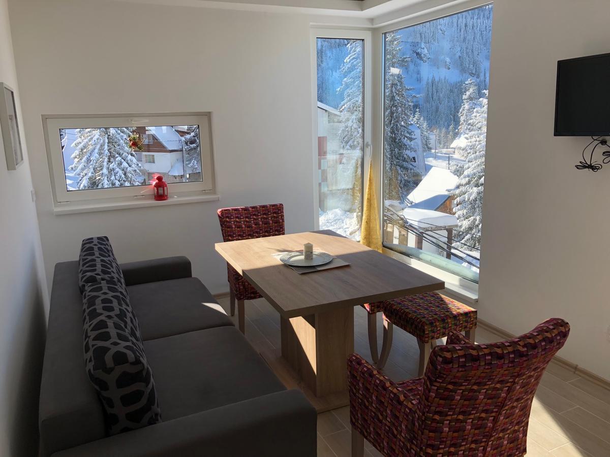 Apartmani Mont 1 Jahorina Extérieur photo